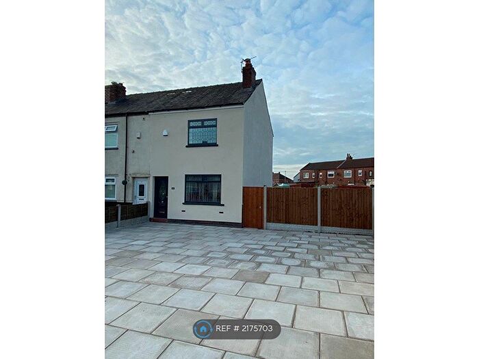 2 Bedroom Terraced House To Rent In Poolstock Lane, Wigan, WN3