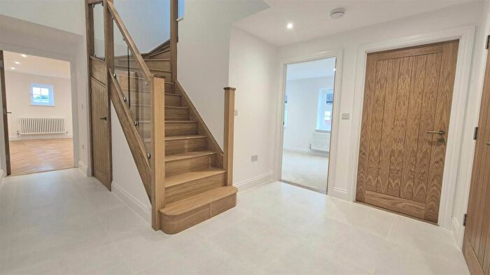 3 Bedroom House To Rent In Main Road, Emsworth, PO10