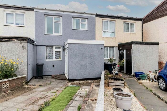 4 Bedroom Property To Rent In Bear Road, Feltham, TW13