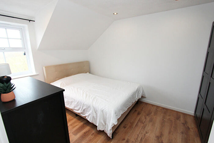 2 Bedroom Apartment For Sale In Wardour Court, Bow Arrow Lane, DA2