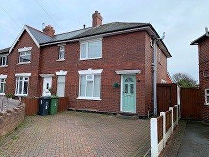 3 Bedroom Semi-Detached House To Rent In Grange Avenue, Aldridge, Walsall, WS9