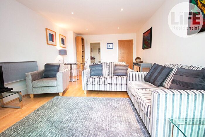 2 Bedroom Flat To Rent In Fountain House, St George Wharf, London, SW8