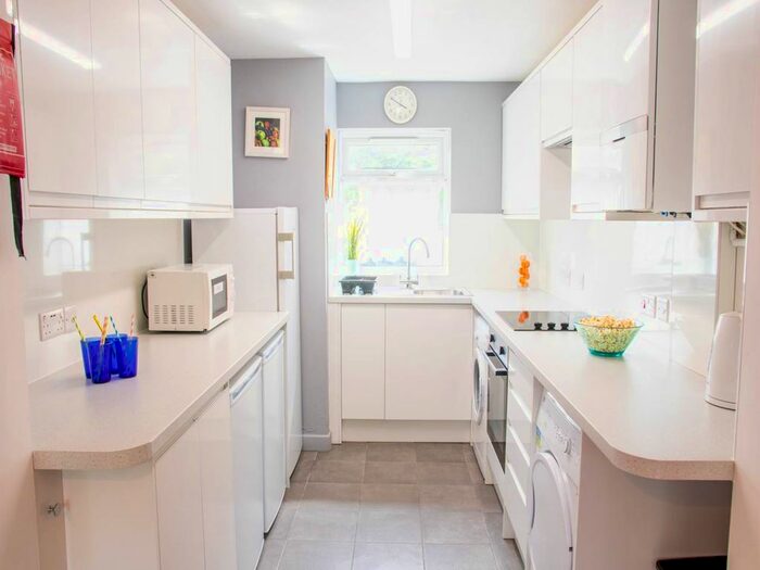 5 Bedroom Property To Rent In Rushmead Close, Canterbury, Kent CT2