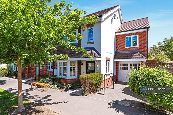 4 Bedroom Semi-Detached House To Rent In Hengest Avenue, Esher, KT10