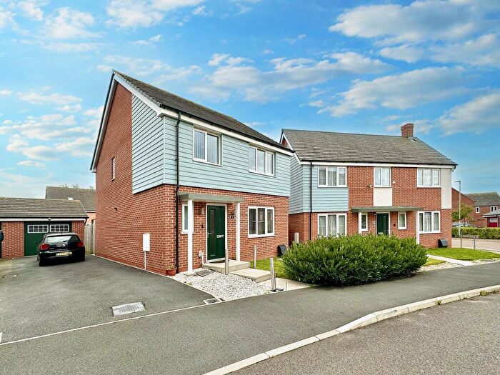 4 Bedroom Detached House To Rent In Cave Crescent, Coalville, LE67