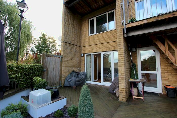 1 Bedroom Studio To Rent In Friars View, Aylesford, ME20