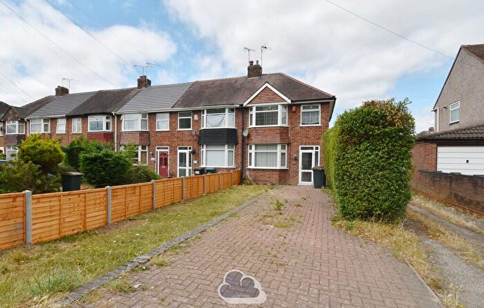 3 Bedroom End Of Terrace House To Rent In Hipswell Highway, Coventry, CV2