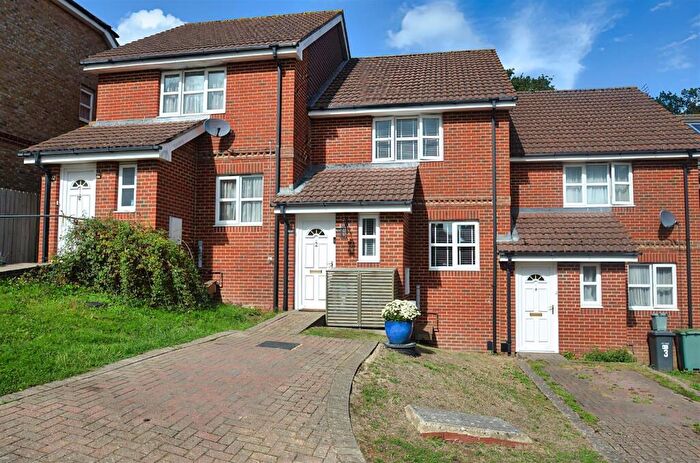 2 Bedroom Terraced House For Sale In Ashey, Ryde, PO33