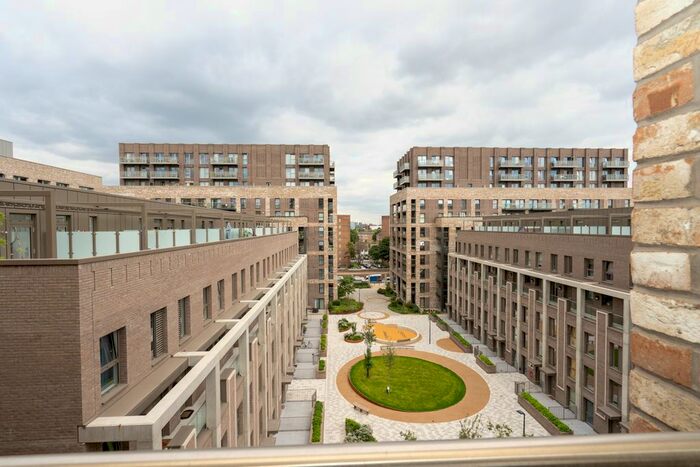 2 Bedroom Flat To Rent In Shipbuilding Way, London, E13