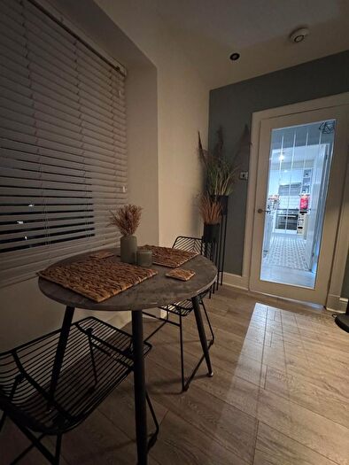 1 Bedroom Flat To Rent In Strathmartine Road, Dundee, DD3
