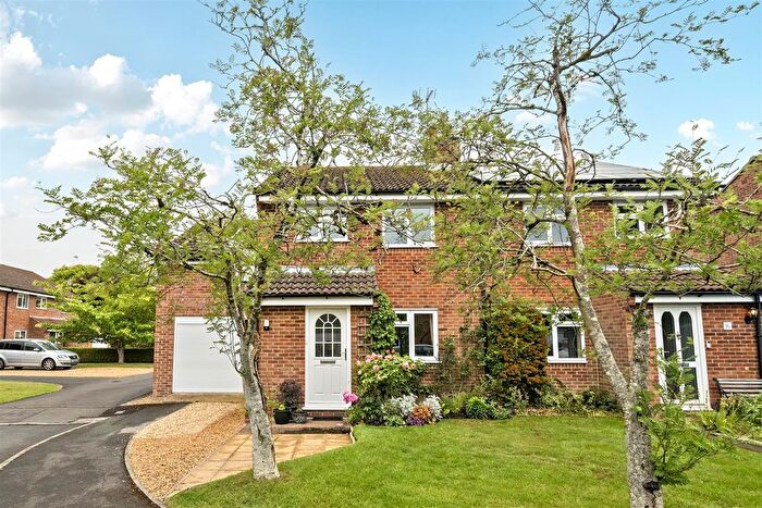 4 Bedroom Semi-Detached House For Sale In The Paddock, Urchfont, Devizes, SN10