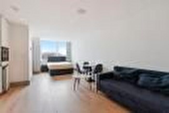 Studio To Rent In Mercantile House, London, Uxbridge, UB8