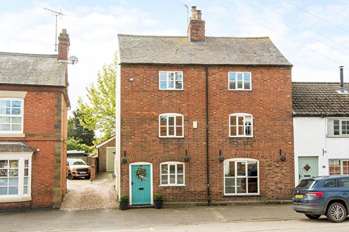 4 Bedroom Cottage For Sale In High Street, Husbands Bosworth, Lutterworth, LE17