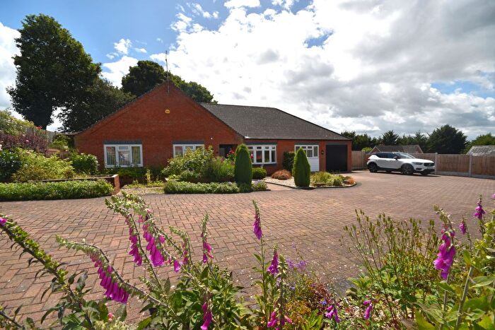 4 Bedroom Detached Bungalow For Sale In Turnpike Rise, Prees, SY13