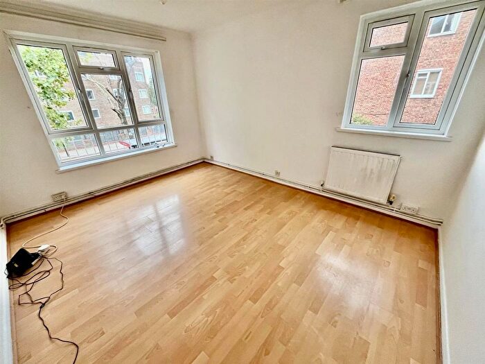 2 Bedroom Flat To Rent In Junction Road, London, N19