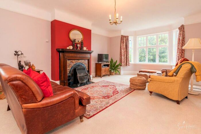 5 Bedroom Detached House For Sale In Nunwell Street, Sandown, PO36
