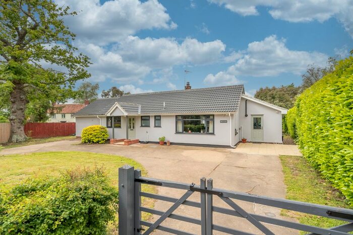 4 Bedroom Detached Bungalow For Sale In Common Road, Aldeby, Beccles, NR34