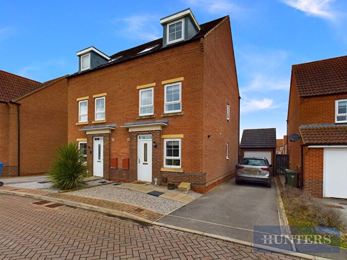 3 Bedroom Semi-Detached House For Sale In Dairy Lane, Cayton, Scarborough, YO11