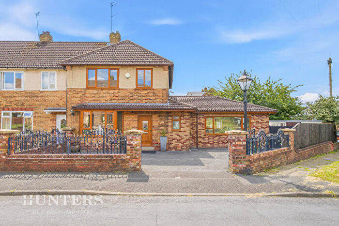 3 Bedroom End Of Terrace House For Sale In Hollowspell, Smallbridge, OL12
