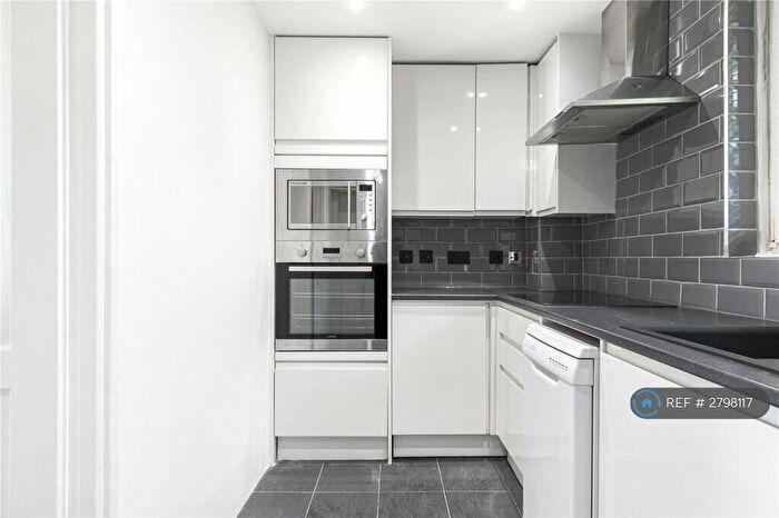1 Bedroom Flat To Rent In Quaker Court, London, EC1Y