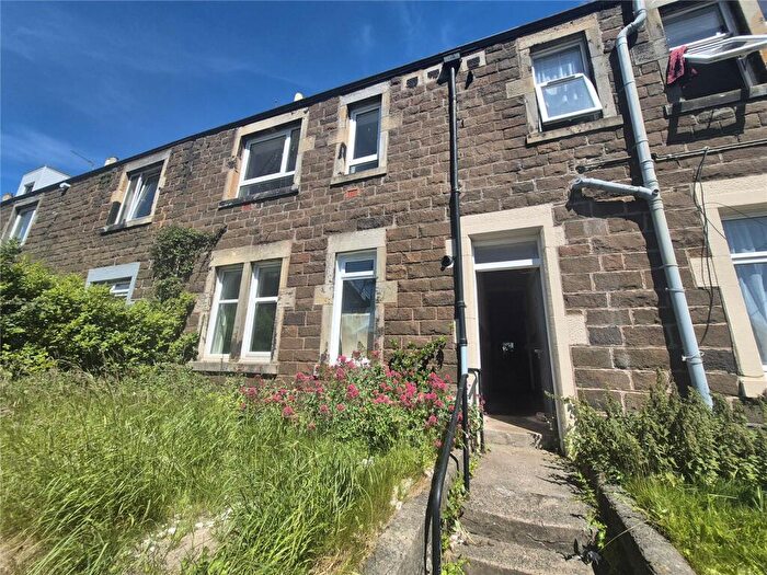 2 Bedroom Flat For Sale In Pratt Street, Kirkcaldy, Fife, KY1