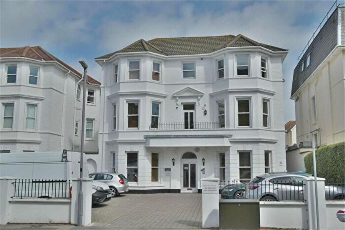 2 Bedroom Apartment For Sale In St. Michaels Road, Bournemouth, BH2