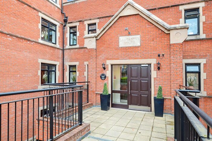 3 Bedroom Penthouse For Sale In Marlborough Drive, Bushey, WD23