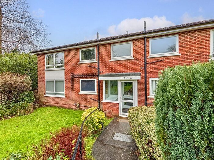 2 Bedroom Flat For Sale In The Grove, Bexhill-On-Sea, TN39