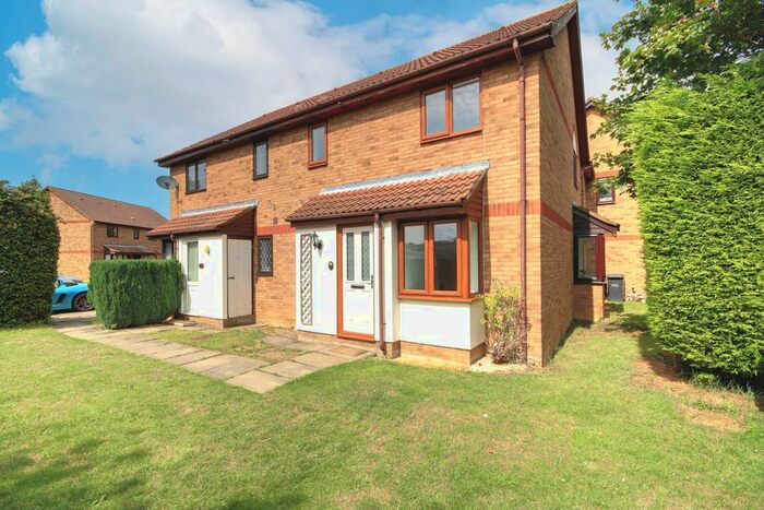 1 Bedroom Detached House To Rent In Kestrel Close, Hartford, Huntingdon, PE29