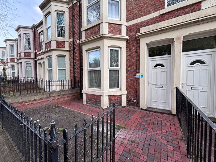 2 Bedroom Flat To Rent In Hugh Gardens, Newcastle Upon Tyne, NE4