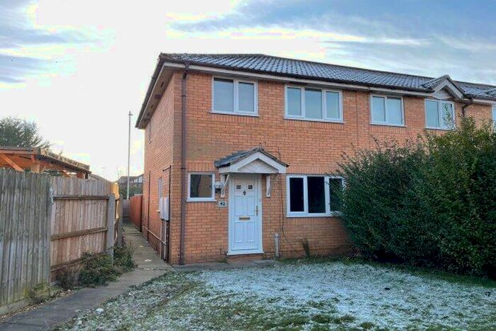 3 Bedroom Property To Rent In Bowness Way, Peterborough, PE4