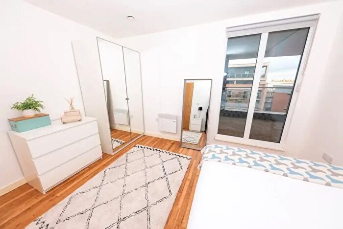 2 Bedroom Flat For Sale In Completed Manchester Apartment, Manchester, M5