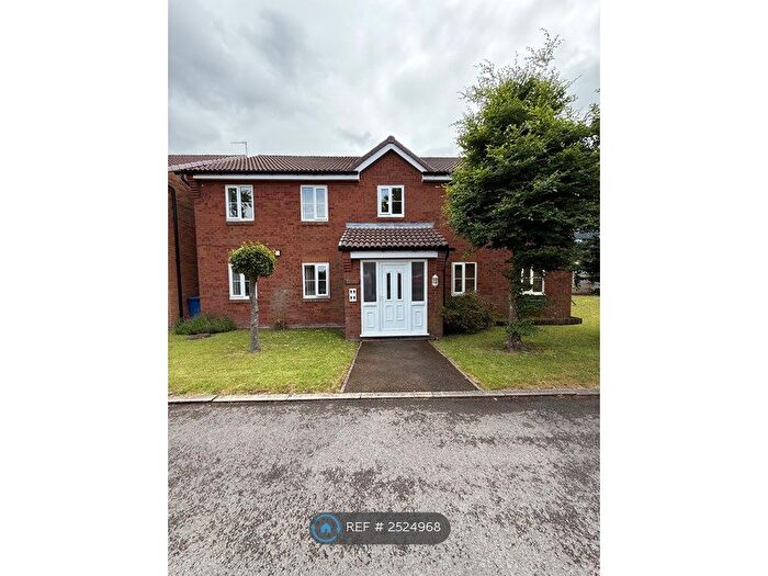 2 Bedroom Flat To Rent In Howley, Warrington, WA1