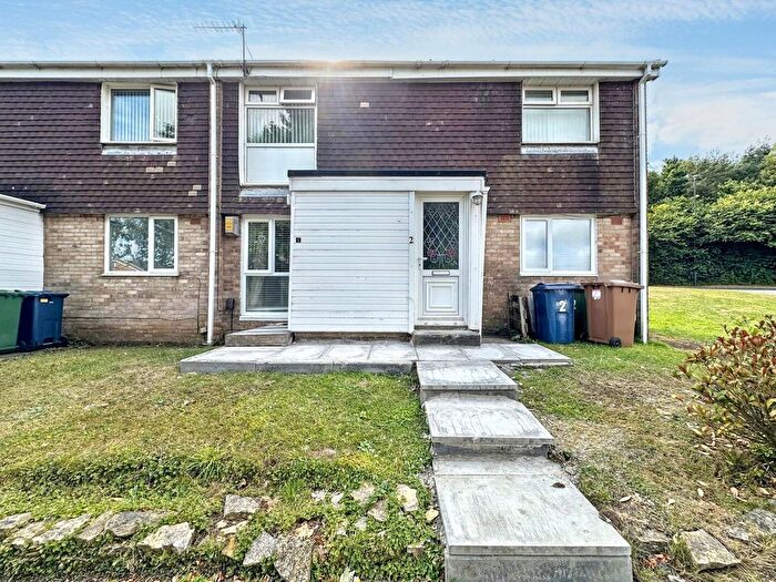 2 Bedroom Flat For Sale In Lingmell, Washington, NE37