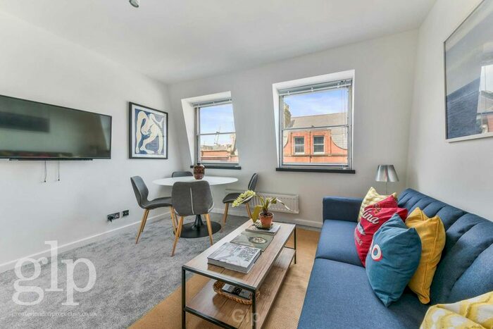 1 Bedroom Flat To Rent In Old Compton Street, Soho, W1D