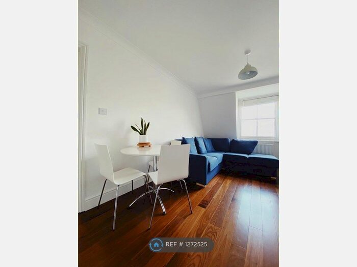 2 Bedroom Flat To Rent In King Street, Margate, CT9