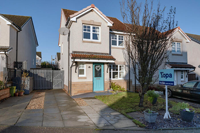 3 Bedroom Semi-Detached House For Sale In Woodlands Drive, Lhanbryde, Elgin, IV30