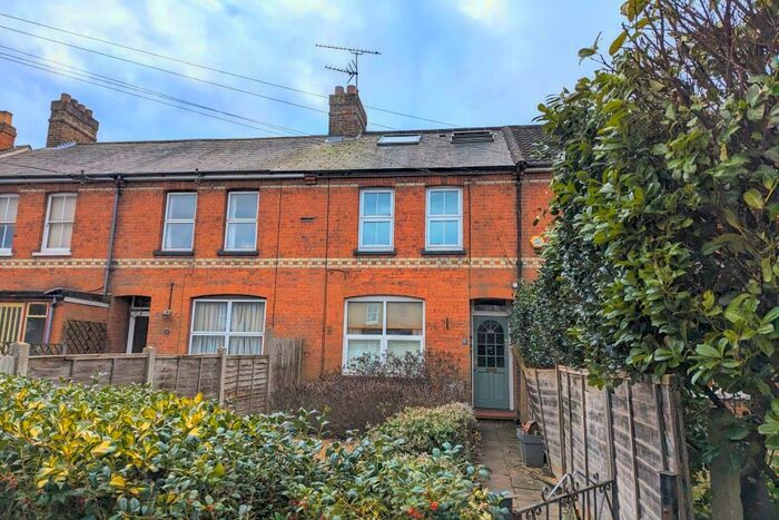 2 Bedroom Apartment To Rent In Horsell, GU21