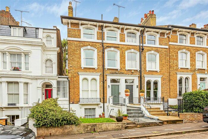 2 Bedroom Flat To Rent In Cambrian Road, Richmond, TW10