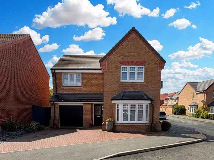 4 Bedroom Detached House For Sale In Blackstone Drive, Shireoaks, S81