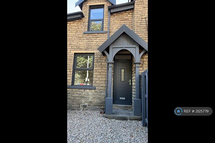 2 Bedroom Terraced House To Rent In Daisy Hill Lane, Bradford, BD9