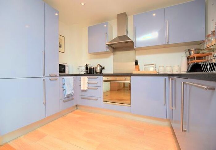 2 Bedroom Flat To Rent In Draymans Court, Ecclesall Rd, S11