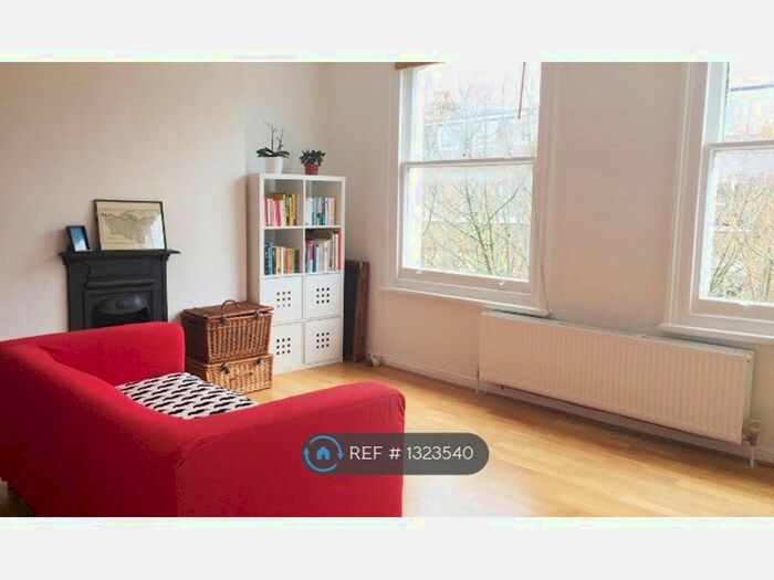 2 Bedroom Flat To Rent In Adolphus Road, London N4