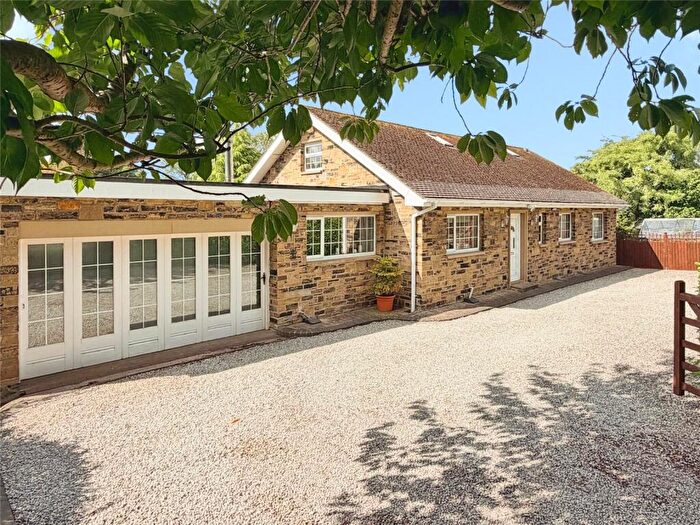 2 Bedroom Bungalow For Sale In Bannister Lane, Skelbrooke, Doncaster, South Yorkshire, DN6