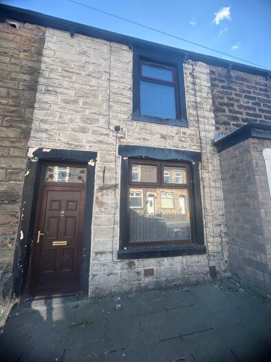 2 Bedroom Terraced House To Rent In Burnley Road, Briercliffe, Burnley, BB10
