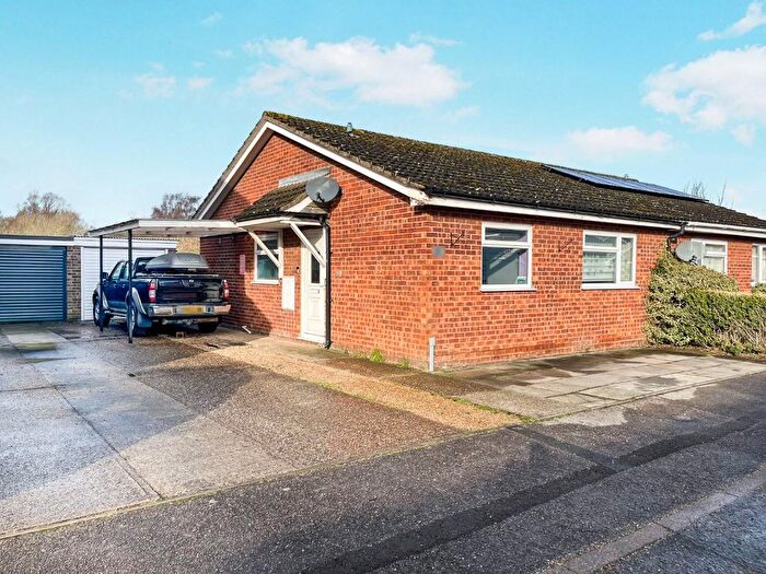 2 Bedroom Semi Detached Bungalow For Sale In Carnation Way, Red Lodge, IP28