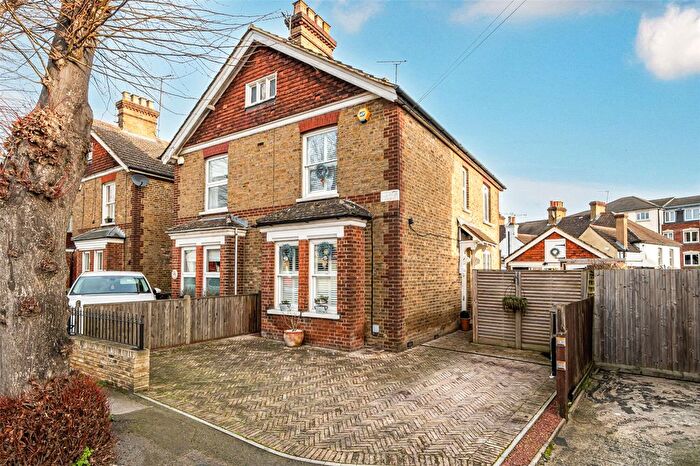 2 Bedroom Semi Detached House For Sale In Moorfield Road, Orpington, BR6