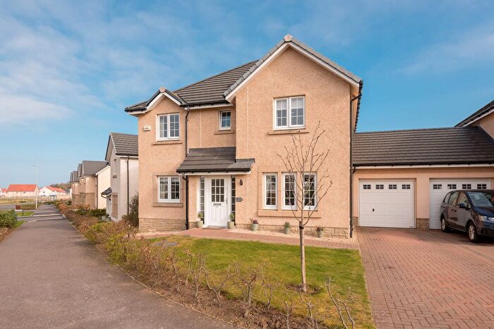 4 Bedroom Detached House For Sale In Pilgrims Way, North Berwick, East Lothian, EH39