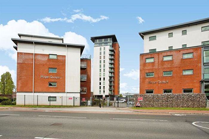 1 Bedroom Apartment For Sale In Rope Quays, Gosport, Hampshire, PO12