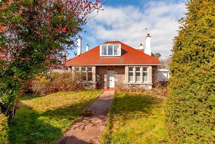 4 Bedroom Property For Sale In Craiglockhart Grove, Craiglockhart, Edinburgh, EH14